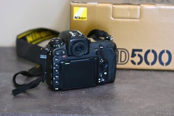 Prodám Nikon D500 - nafoceno 50 fotek - 3