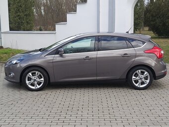 Ford Focus 1.0 92 kw 2012, servis Ford , TOP STAV - 3
