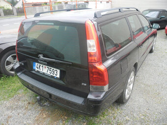 Volvo V 70 2.4 TD kombi - 3