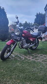 Yamaha YBR 125 custom - 3