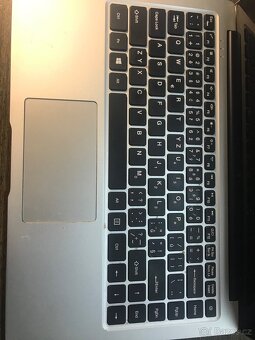 Umax VisionBook 14Wa Pro. Bez adaptéru a baterie. - 3