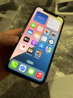 iPhone 11 PRO 64Gb v hezkém stavu - 3