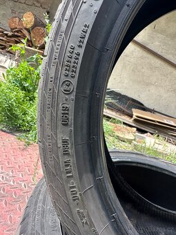 Continental 225/40/19 - RUNFLAT - 3