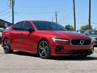 2019 Volvo S60 T6 R-Design AWD 2.0 - 3