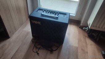 Kytarové kombo VOXVT20X - 3
