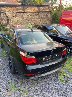 BMW e60 530i FULL VÝBAVA - 3