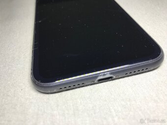 iPhone 11 N/D - 3