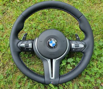 Volant BMW koženy s trikolorou a airbagom - 3