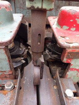 Čtyřstranná frézka - 3