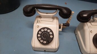 Telefony staré na kličku - 3
