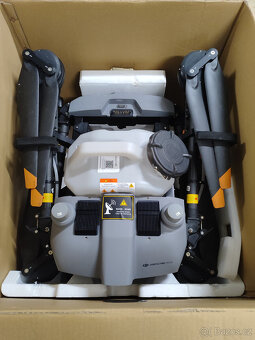 Dron pro zemědělství DJI Agras T10 / kompletní set - 3