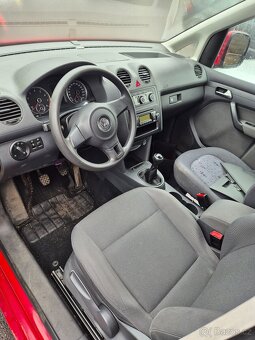 Vw Caddy  2010 + náhradní díly - 3