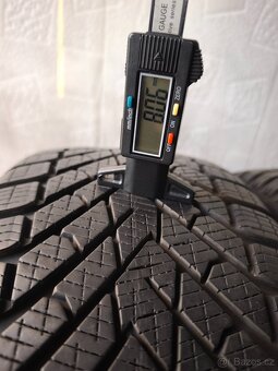 215/40 r17 zimní pneumatiky Pirelli 8mm - 3