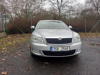 Prodám škoda octavia 2 facelift 1.2tsi 77kw - 3
