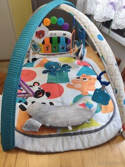Interaktivní hrací deka Baby Einstein 4v1 - 3
