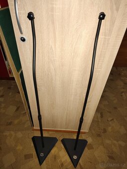 stojánky pro satelitní reproduktory - 3