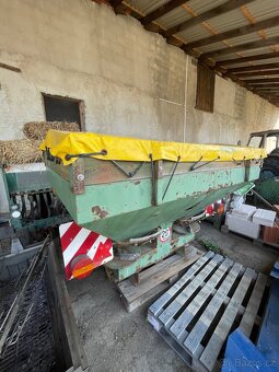 Rozmetadlo průmyslových hnojiv - 3