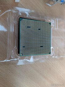 Procesor AMD Athlon II X2 240e  - 3