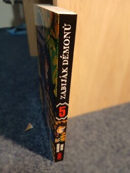 Manga "Demon Slayer" 5 díl, (v perfektním stavu) - v Češti - 3