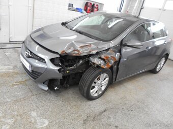 Hyundai i30 1,6 CRDi 110 - 3
