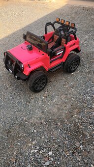 Jeep elektrické uto - 3