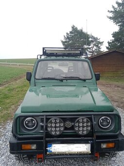 Suzuki Samurai - 3