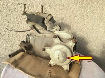 ČZ 501 hodinář poklička zadního kola - 3