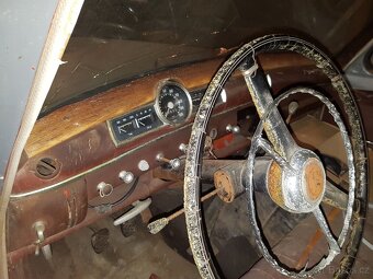 Mercedes W105-219 - 3