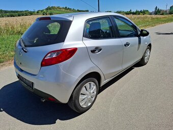 Mazda 2 1.3i Klima Model 2009 Nová Stk... - 3