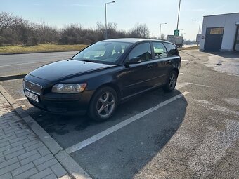 Volvo v50 - 3
