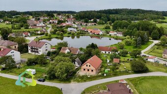 Prodej stavebního pozemku (607m2) a rodinného domu (144m2), - 3