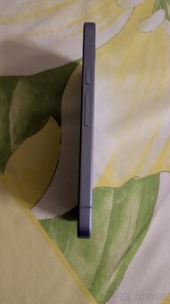 Prodám Google Pixel 9a zánovní barva Iris, 8GB/128GB - 3