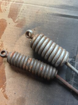 Jawa pružiny sedla - 3