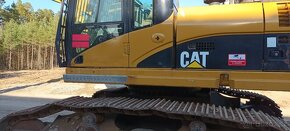 CAT 330D UHD - 3