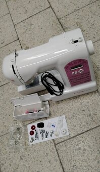 Šicí stroj Singer Starlet 6699 - 3