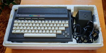 Commodore Plus/4 - 3