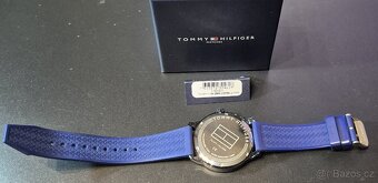 Tommy Hilfiger - 3