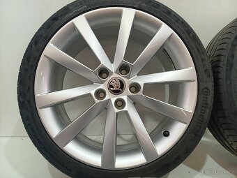 Alu kola Škoda 5x112 R18 ET51 pneu 225/40/18/ - 3