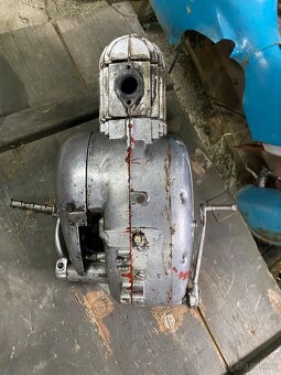 Motor jawa 50/555 - 3