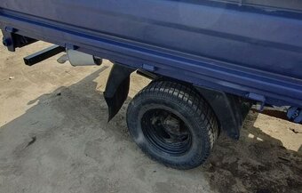 Kia valník K 2 500 Double CAB, 6 míst - po povodni - 3