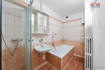 Prodej rodinného domu, 200 m², Dubí, ul. Palackého - 3
