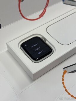 Apple Watch SE 44mm GPS + CELLULAR | Kompletní balení - 3
