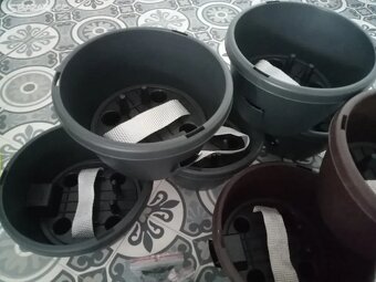 SAMOZAVLAŽOVACÍ ZÁVĚSNÉ KVĚTINÁČE MARINA pr. 20 cm - 3