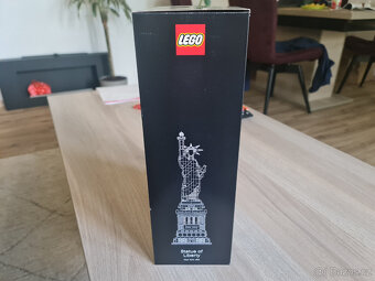 LEGO® Architecture 21042 Socha Svobody + dárek - 3
