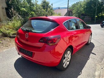 Opel Astra 2.0 CDTI - 3