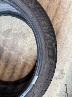 MICHELIN Primacy 4 235/40 R19 - 3