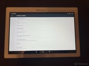 LENOVO - Tablet - 3