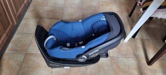 Autosedačka + základna Maxi Cosi Family Fix 3 - 3