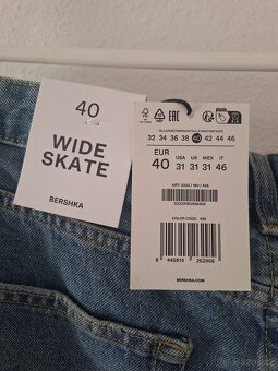 Džínové kraťasy Bershka Wide Skate (EU40/XS) - 3