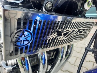 Kryt chladiče cestovní - 3